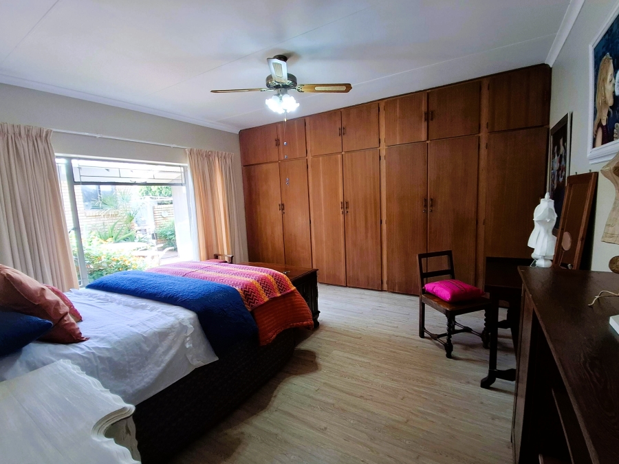 5 Bedroom Property for Sale in Doringkruin North West